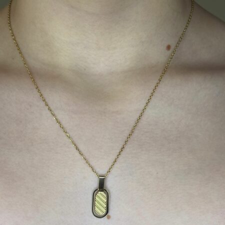 collier pendentif oval doré Nakupenda